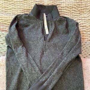 LULULEMON HALF ZIP